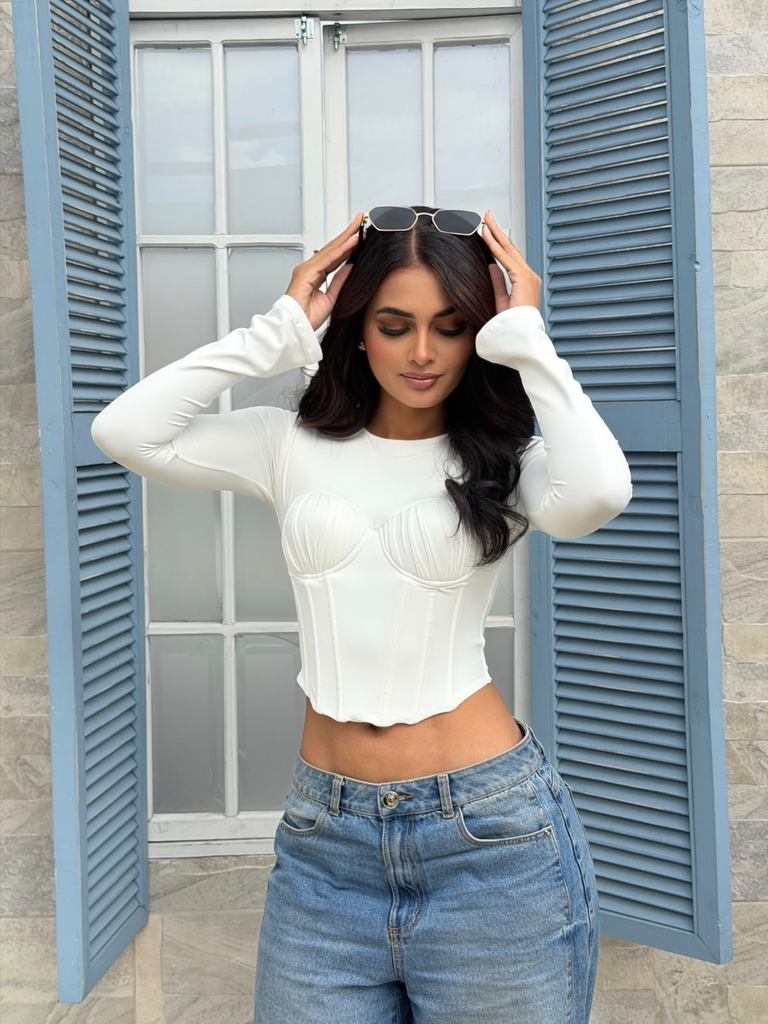 c13b9cac-b358-419b-8fb0-70946d660797.webp
